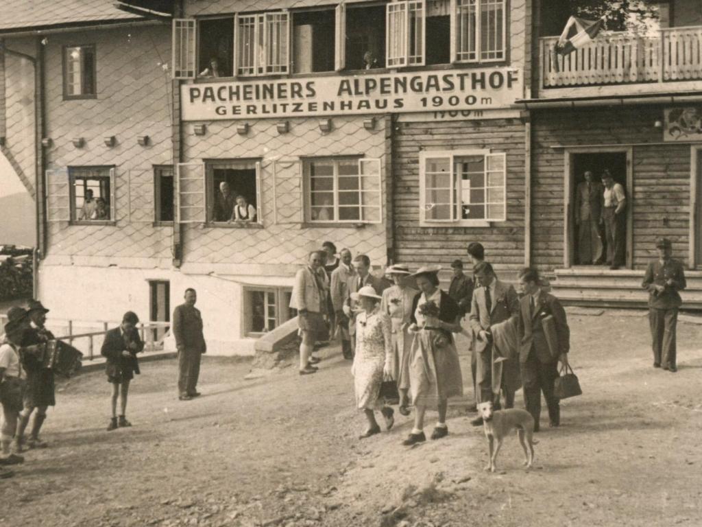 Alpinhotel Pacheiner Treffen Εξωτερικό φωτογραφία